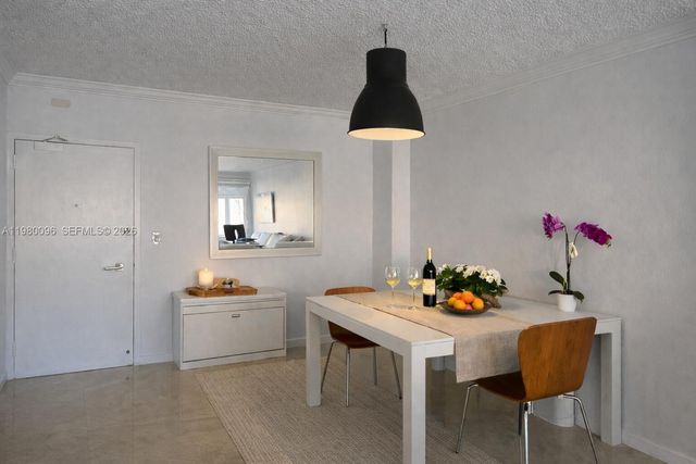 300 Bayview Dr 1107, Sunny Isles Beach, FL 33160