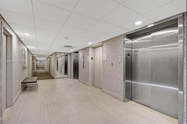 300 Bayview Dr 1107, Sunny Isles Beach, FL 33160