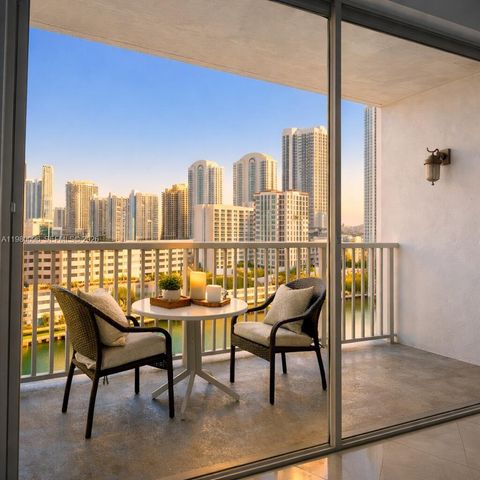 300 Bayview Dr 1107, Sunny Isles Beach, FL 33160