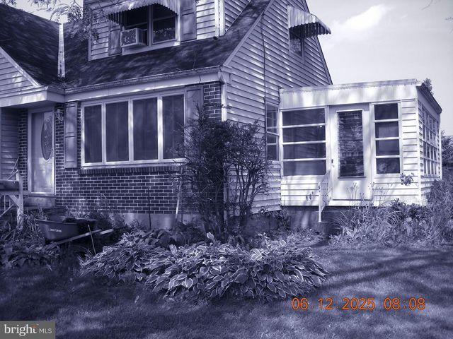 63 N MAIN ST, Quakertown, PA 18951