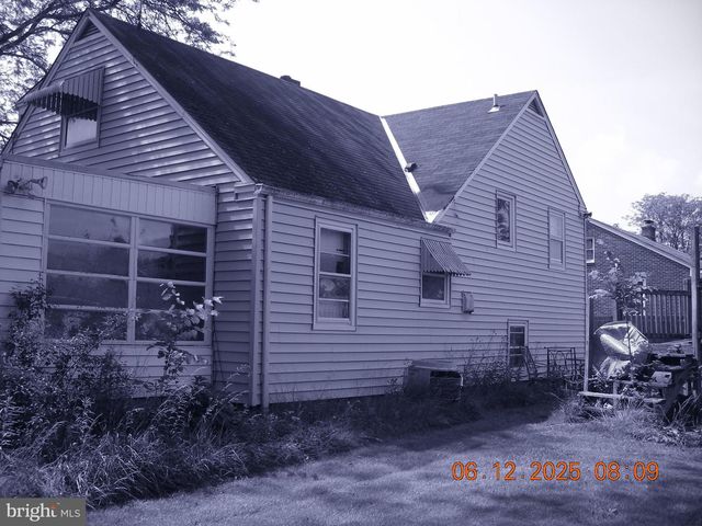 63 N MAIN ST, Quakertown, PA 18951