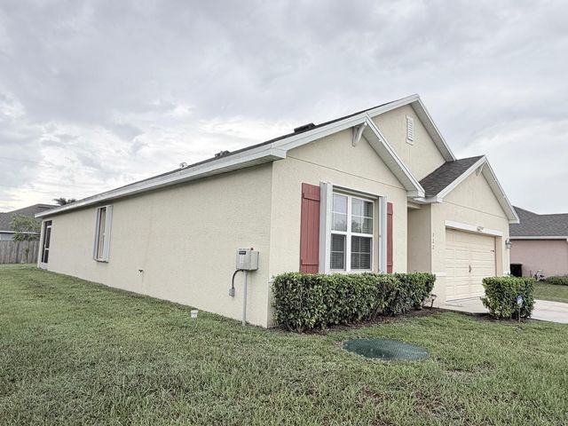 322 SW Molloy Street, Port St. Lucie, FL 34984