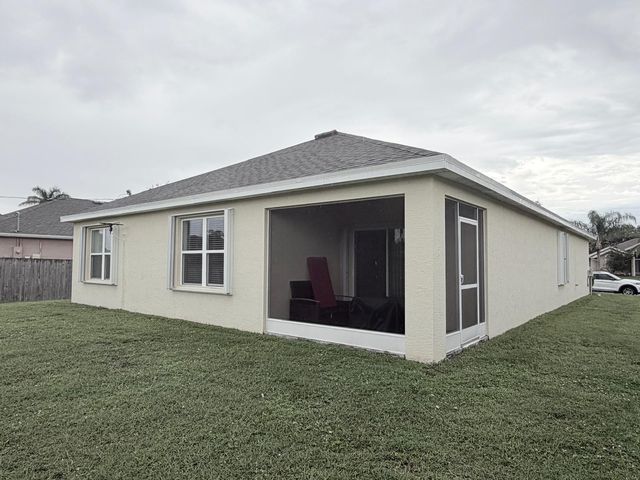 322 SW Molloy Street, Port St. Lucie, FL 34984