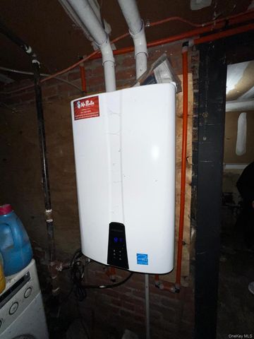 3 Balding Avenue, Poughkeepsie, NY 12601