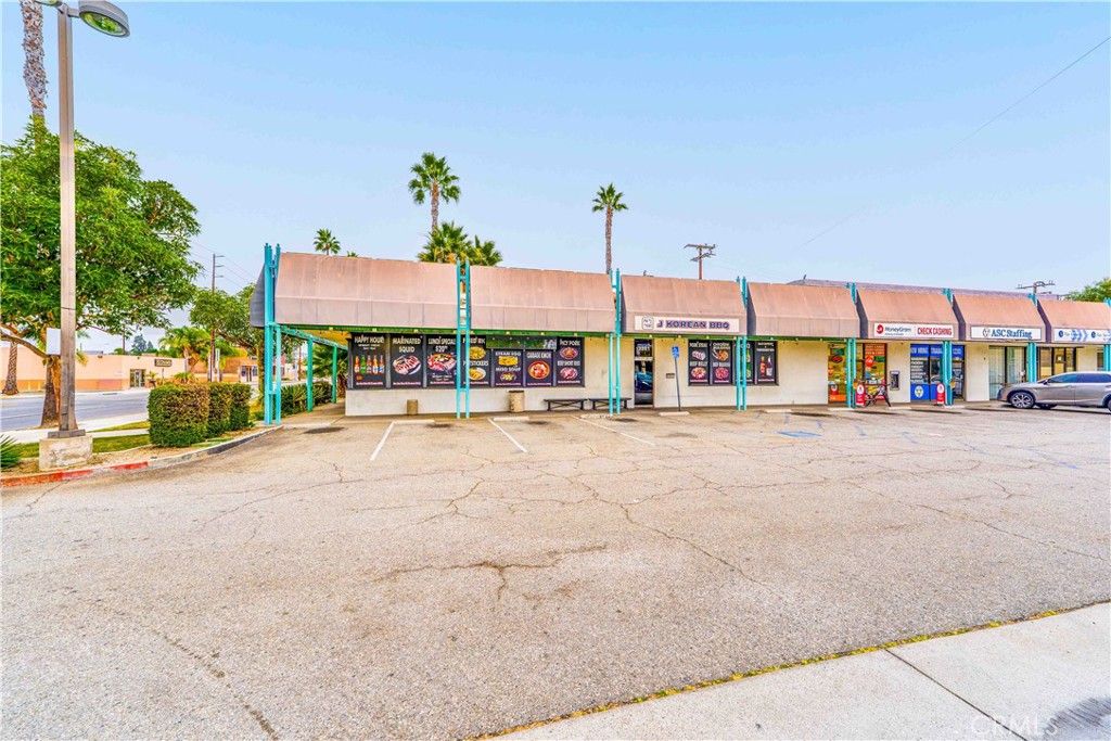 12201 carson Street, Hawaiian Gardens, CA 90716 — photo 3