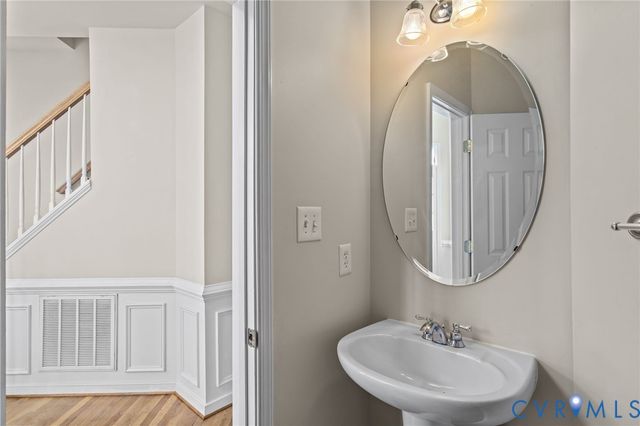 906 Green Garden Cir, Chester, VA 23836