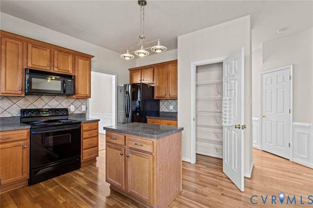 906 Green Garden Cir, Chester, VA 23836