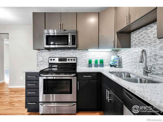 1915 Centennial Drive, Louisville, CO 80027