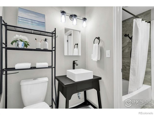 1915 Centennial Drive, Louisville, CO 80027