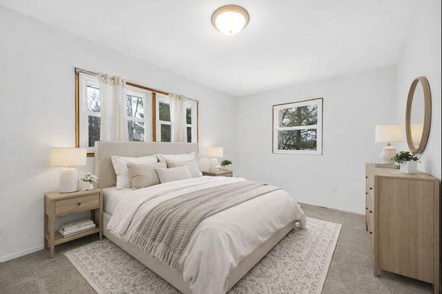 7210 E 97th Avenue, Crown Point, IN 46307