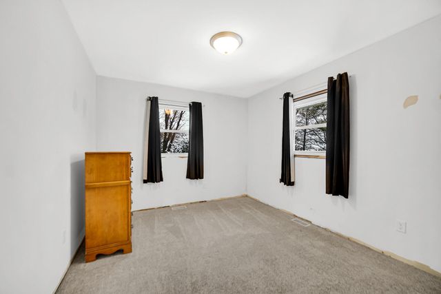 7210 E 97th Avenue, Crown Point, IN 46307