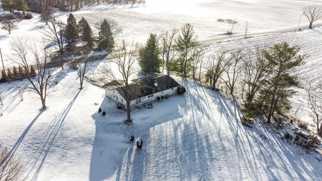 7210 E 97th Avenue, Crown Point, IN 46307