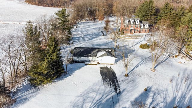 7210 E 97th Avenue, Crown Point, IN 46307