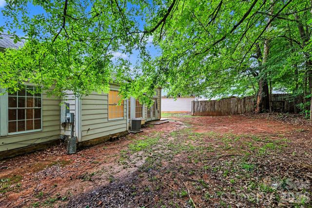 7925 Turquoise Drive, Charlotte, NC 28215