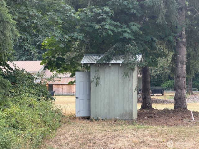 11000 226th Avenue E, Buckley, WA 98321