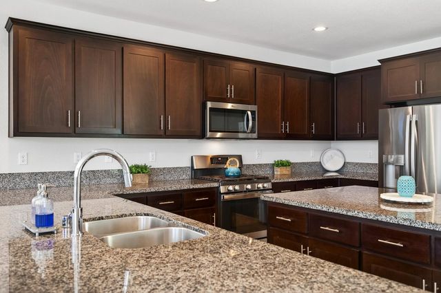 139 Clover Meadows Cir, Lincoln, CA 95648