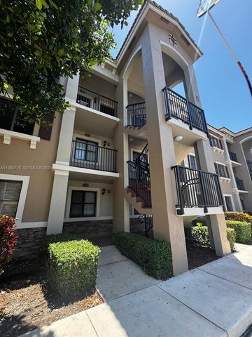 22621 SW 88th Pl 302-8, Cutler Bay, FL 33190