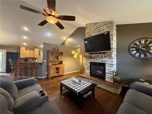 2100 Page Lane, Harrison, AR 72601