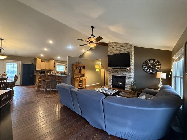 2100 Page Lane, Harrison, AR 72601