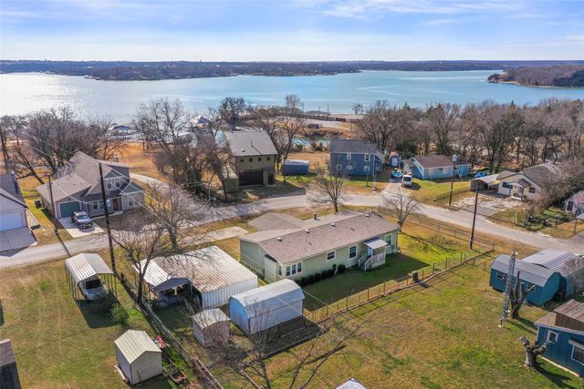 89 Park Lane, Gainesville, TX 76240