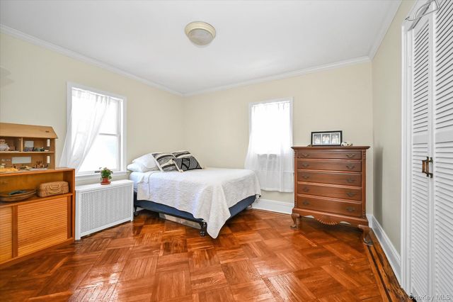 236-11 Seward Avenue, Bellerose Manor, NY 11427