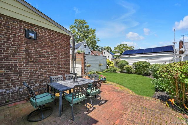 236-11 Seward Avenue, Bellerose Manor, NY 11427