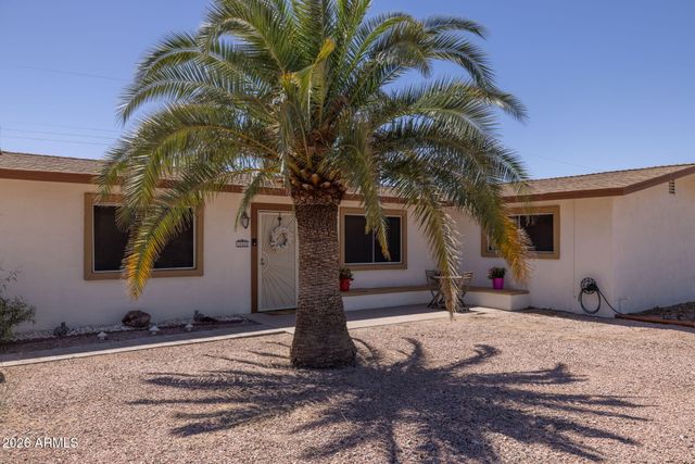 10425 E BOISE Street, Apache Junction, AZ 85120