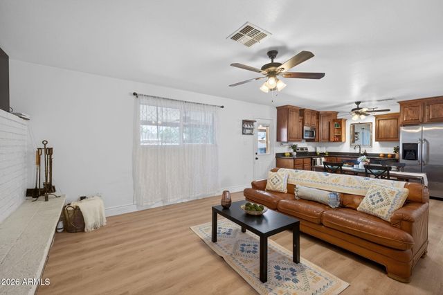 10425 E BOISE Street, Apache Junction, AZ 85120