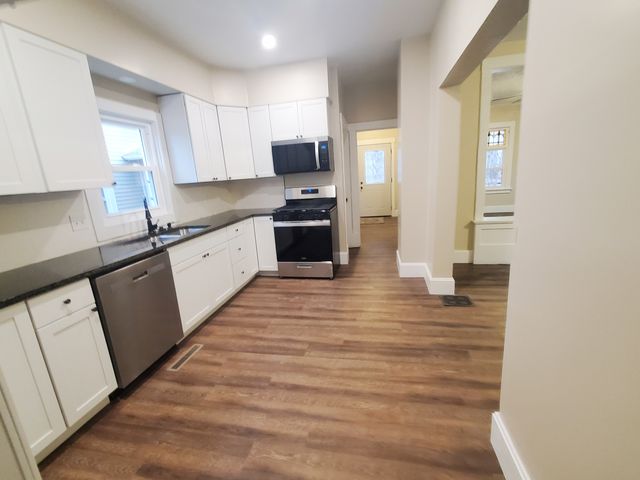 724 20th Avenue, East Moline, IL 61244