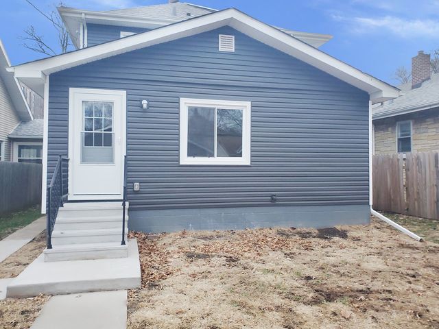 724 20th Avenue, East Moline, IL 61244