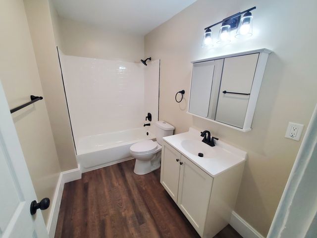 724 20th Avenue, East Moline, IL 61244