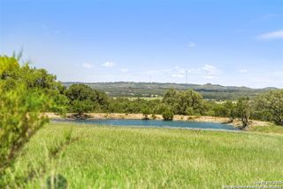 938 Lindeman Lane, Blanco, TX 78606