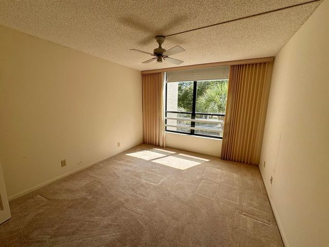 8050 W Mcnab Road 320, Tamarac, FL 33321