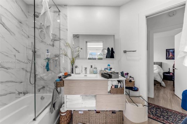 5610 NW 107th Ave 1306, Doral, FL 33178