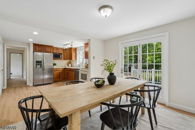 20 Pine St, Bernards Twp., NJ 07920