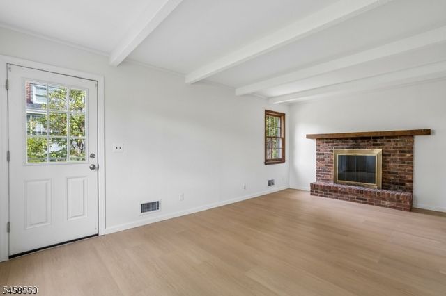20 Pine St, Bernards Twp., NJ 07920