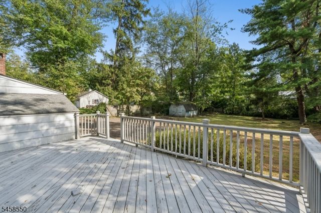 20 Pine St, Bernards Twp., NJ 07920