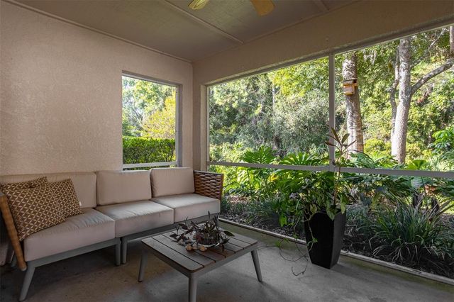 17708 NATHANS DRIVE, Tampa, FL 33647