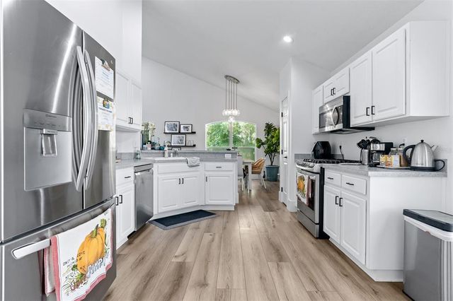 17708 NATHANS DRIVE, Tampa, FL 33647