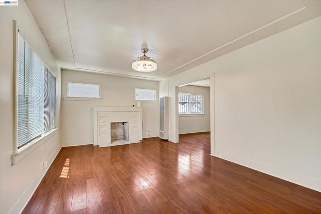 1707 73Rd Ave, Oakland, CA 94621