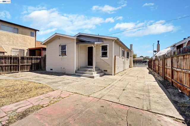 1707 73Rd Ave, Oakland, CA 94621