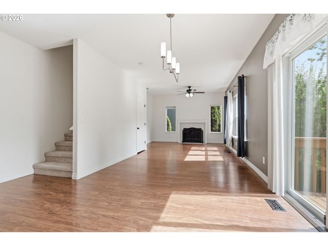 7264 Ne SHALEEN St, Hillsboro, OR 97124