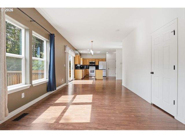 7264 Ne SHALEEN St, Hillsboro, OR 97124