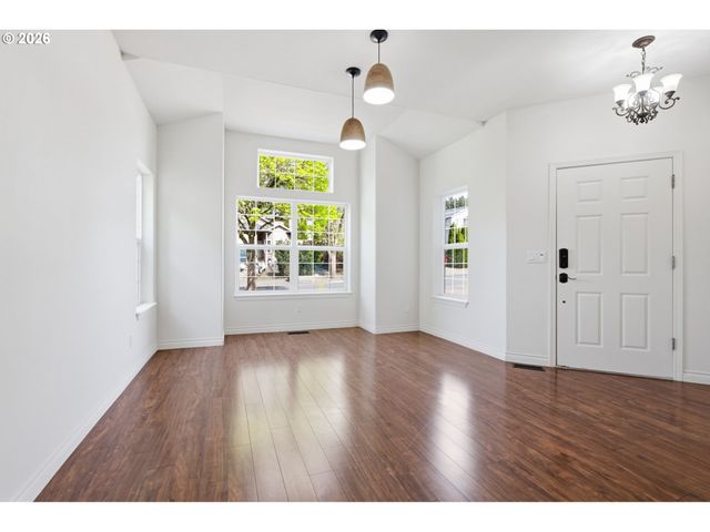 7264 Ne SHALEEN St, Hillsboro, OR 97124