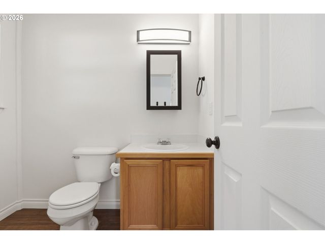 7264 Ne SHALEEN St, Hillsboro, OR 97124