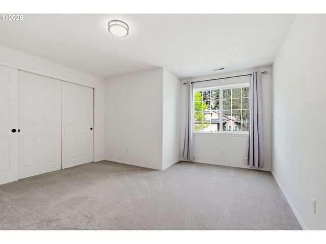 7264 Ne SHALEEN St, Hillsboro, OR 97124