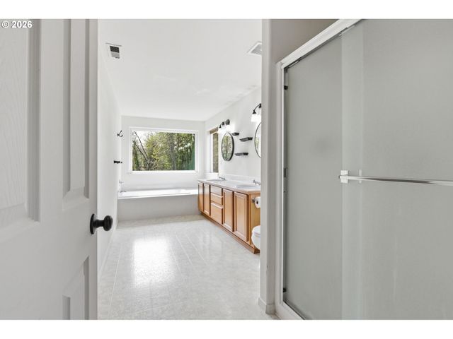 7264 Ne SHALEEN St, Hillsboro, OR 97124