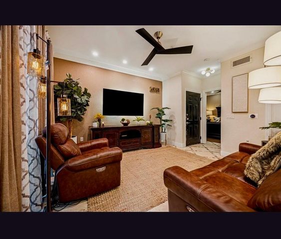 3231 Allen Parkway Parkway 1115, Houston, TX 77019