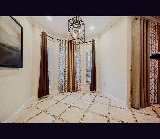 3231 Allen Parkway Parkway 1115, Houston, TX 77019