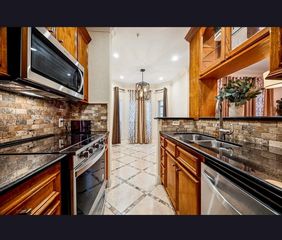 3231 Allen Parkway Parkway 1115, Houston, TX 77019